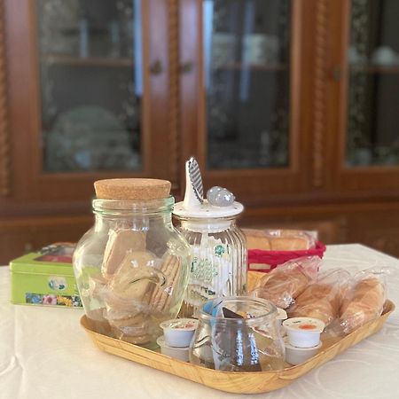 La Casa Di Nonna Celeste Brindisi Luaran gambar