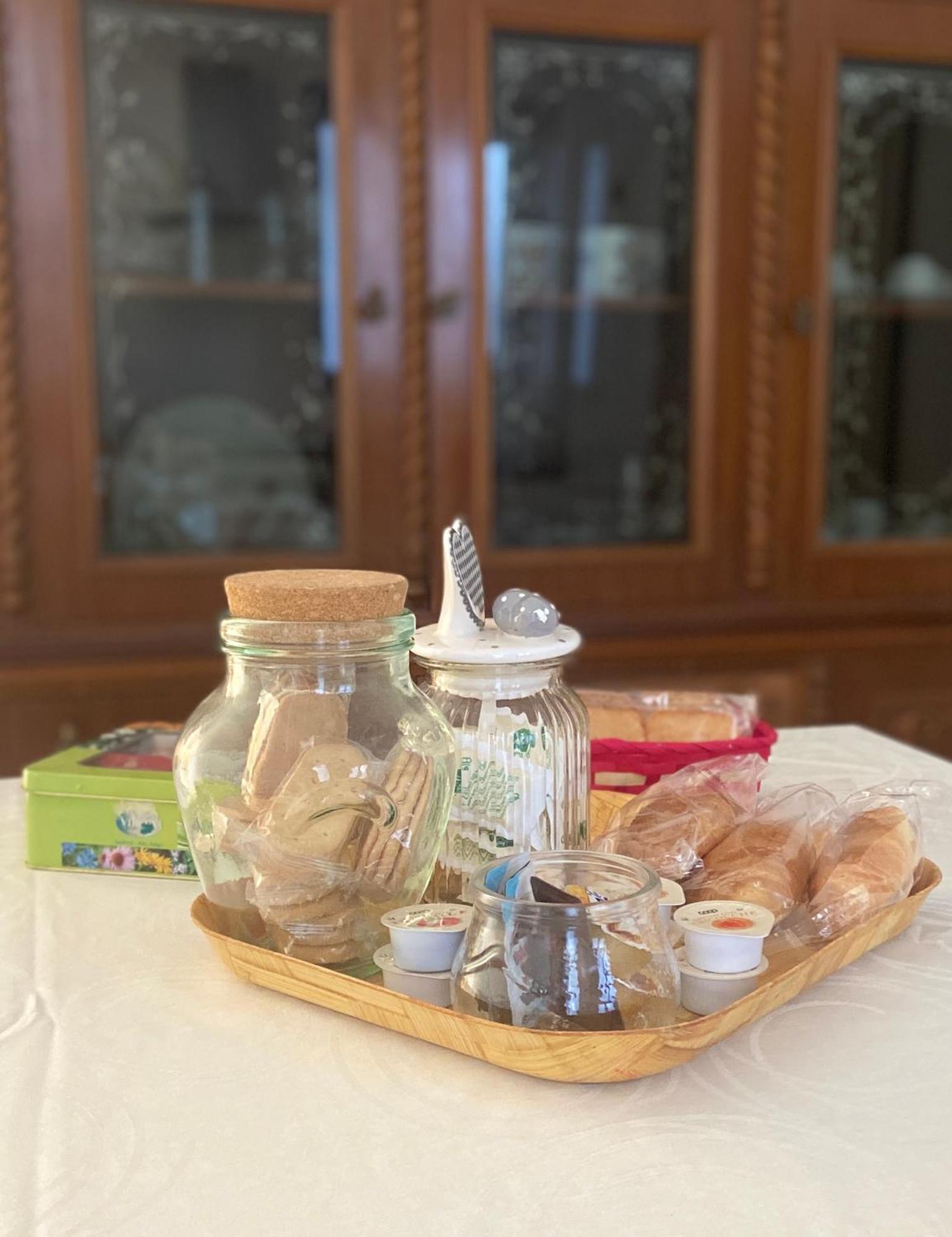 La Casa Di Nonna Celeste Brindisi Luaran gambar